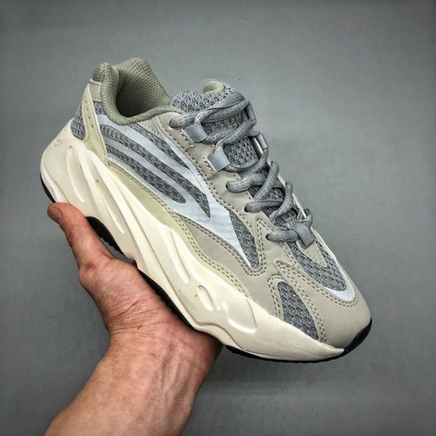 Adidas Yeezy Boost 700 V2-5